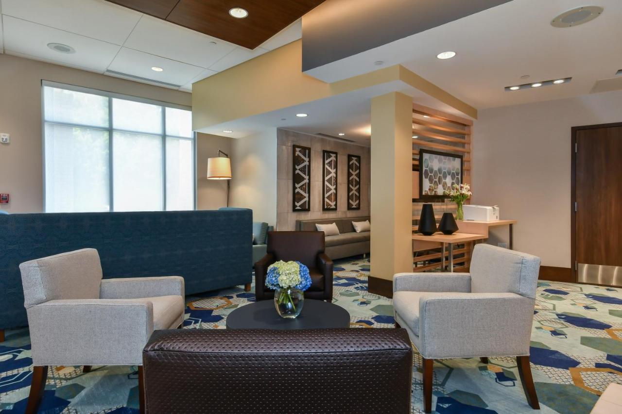 Holiday Inn Express & Suites Charlotte - Ballantyne By Ihg Exterior foto